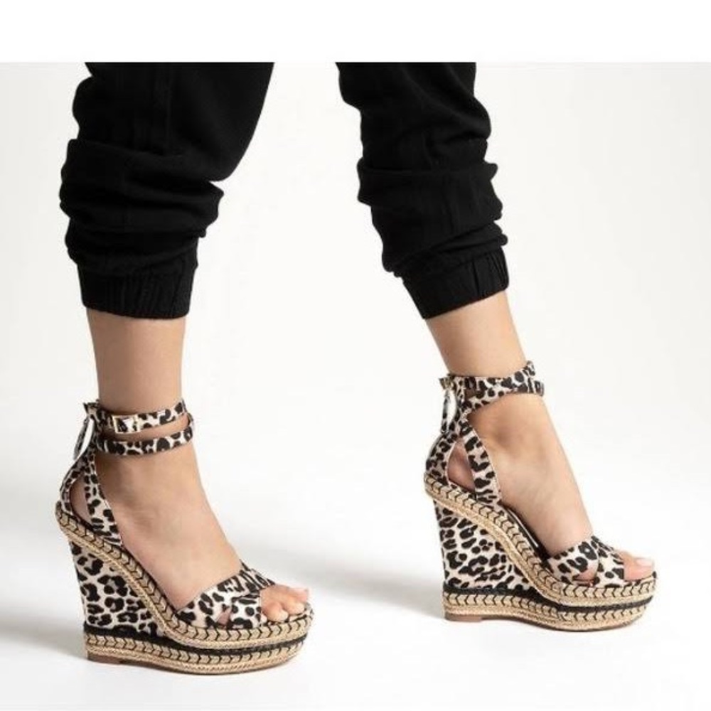 •Jlo• Jennifer López Ondina Espadrille Wedge Sandal SZ 8